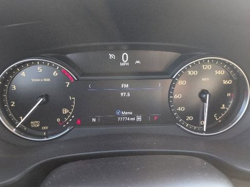 Used 2023 Cadillac XT4 Premium Luxury image 30