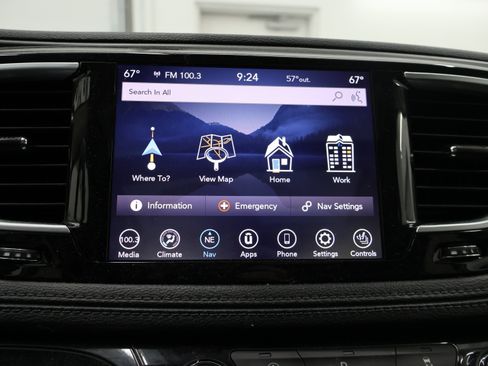 Used 2020 Chrysler Pacifica Limited FWD image 51