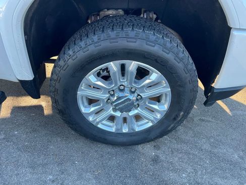 Used 2022 GMC Sierra 2500 Denali image 11