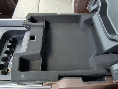 New 2026 RAM 3500 Laramie w/ Max Tow Package image 39