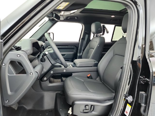 New 2026 Land Rover Defender 110 X-Dynamic SE AWD/4WD image 21