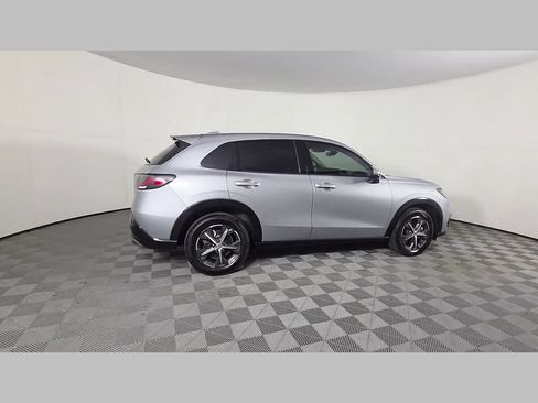 Used 2024 Honda HR-V EX-L image 36