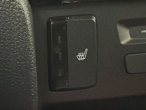Used 2022 Honda Pilot Touring image 38