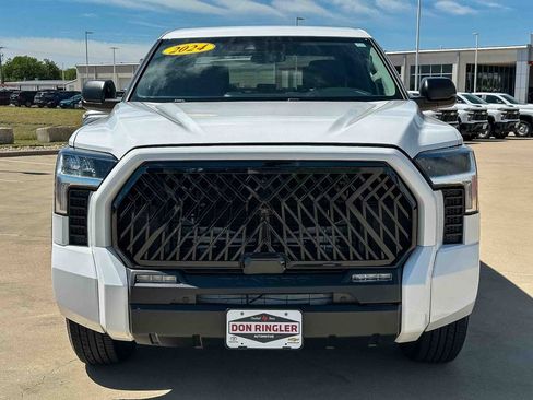 Used 2024 Toyota Tundra SR5 AWD/4WD image 8