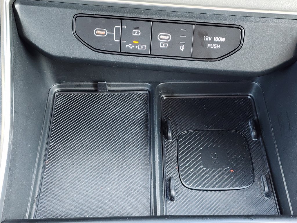 Certified 2025 Kia Carnival SX Prestige FWD image 33