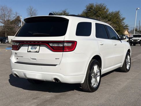 Used 2023 Dodge Durango GT image 5