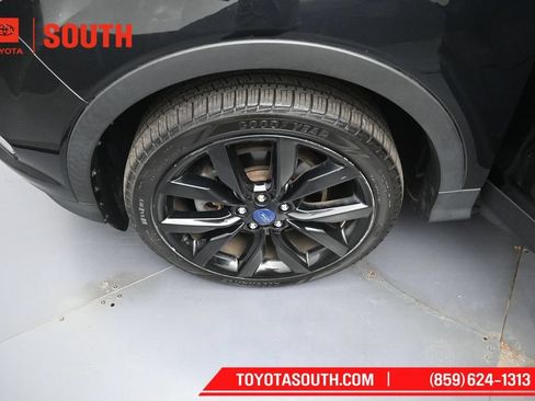 Used 2017 Ford Escape SE w/ Equipment Group 201A AWD/4WD image 33