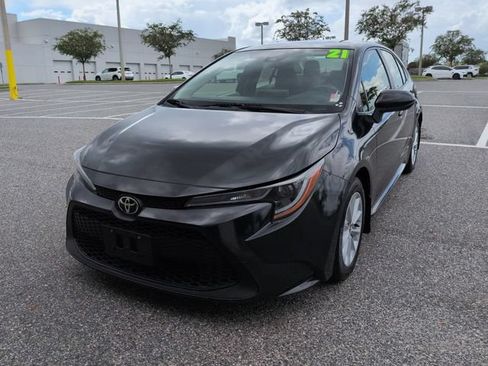 Used 2021 Toyota Corolla LE w/ LE Convenience Package FWD image 8