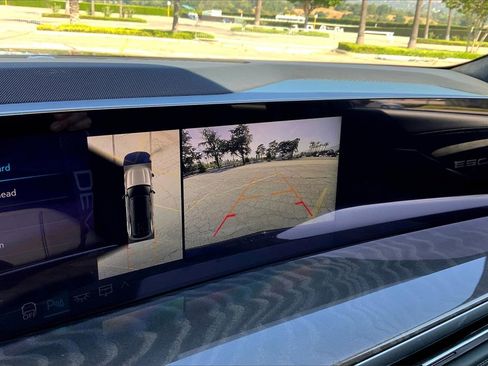 Used 2025 Cadillac Escalade IQ Luxury 2 image 25