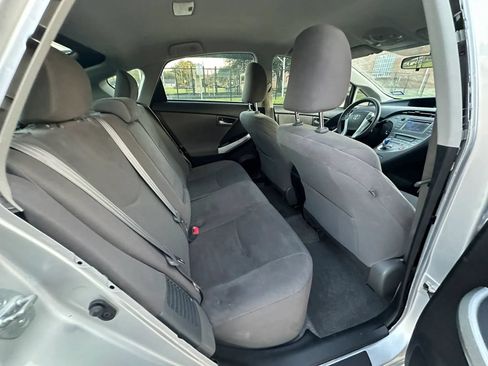 Used 2014 Toyota Prius Three FWD image 19