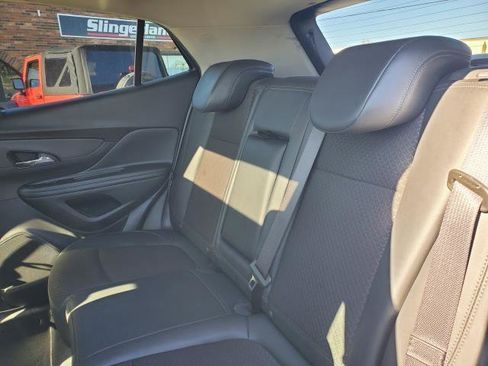 Used 2020 Buick Encore Preferred FWD image 27