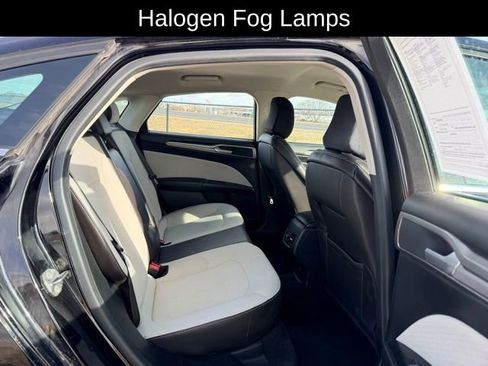 Used 2020 Ford Fusion SE w/ Equipment Group 151A image 10