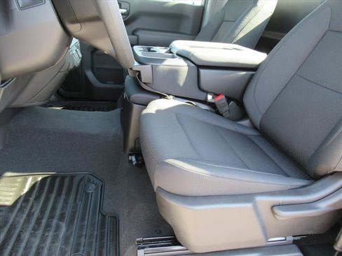 New 2025 Chevrolet Silverado 1500 W/T image 14