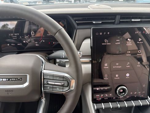 New 2026 GMC Terrain Denali w/ LPO, Floor Liner Package AWD/4WD image 25