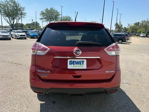 Used 2016 Nissan Rogue SV AWD/4WD image 4