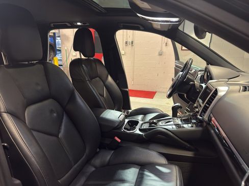 Used 2013 Porsche Cayenne Diesel image 22