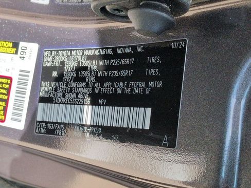 Used 2025 Toyota Sienna LE FWD image 22