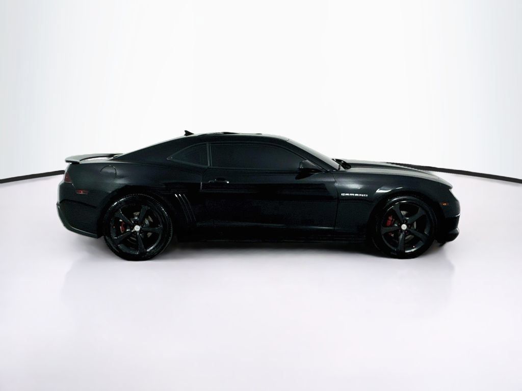 Used 2015 Chevrolet Camaro LT w/ RS Package RWD image 9
