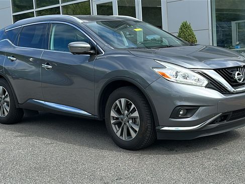 Used 2016 Nissan Murano SL w/ SL Technology Package AWD/4WD image 2