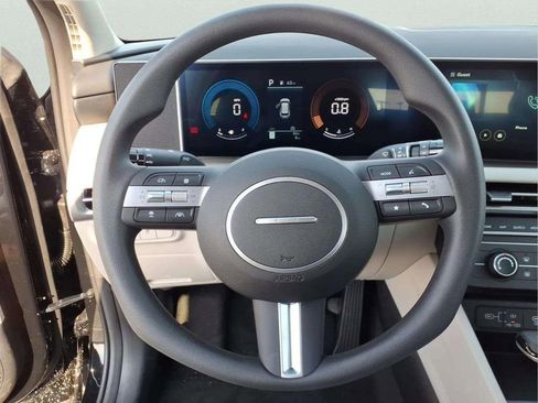 New 2026 Hyundai Tucson SE FWD image 11