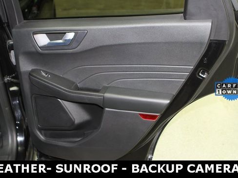 Used 2022 Ford Escape SEL image 24