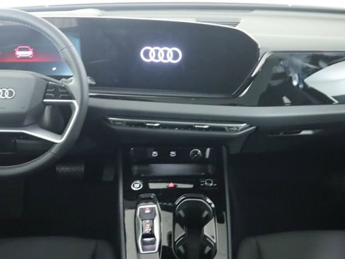 Used 2025 Audi A5 2.0T Premium Plus w/ Premium Plus image 16