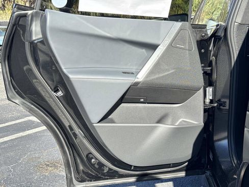 New 2026 BMW iX xDrive60 w/ M Sport Package image 13