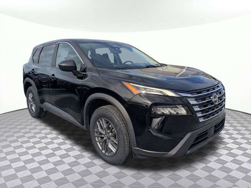 Used 2024 Nissan Rogue S AWD/4WD image 1