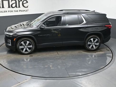 Used 2023 Chevrolet Traverse LT w/ LT Premium Package image 58