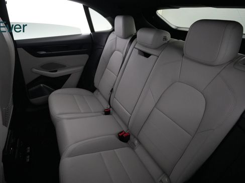 Used 2024 Porsche Macan 4 Electric AWD/4WD image 24