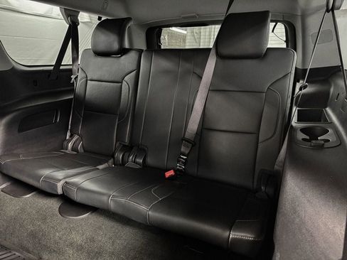 Used 2017 Chevrolet Suburban LT AWD/4WD image 9