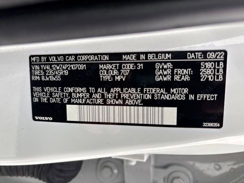 Used 2023 Volvo V60 B5 Cross Country Plus w/ Climate Package image 29