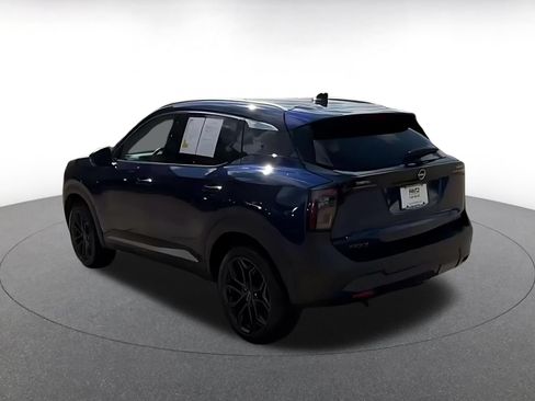 Used 2026 Nissan Kicks SR AWD/4WD image 10