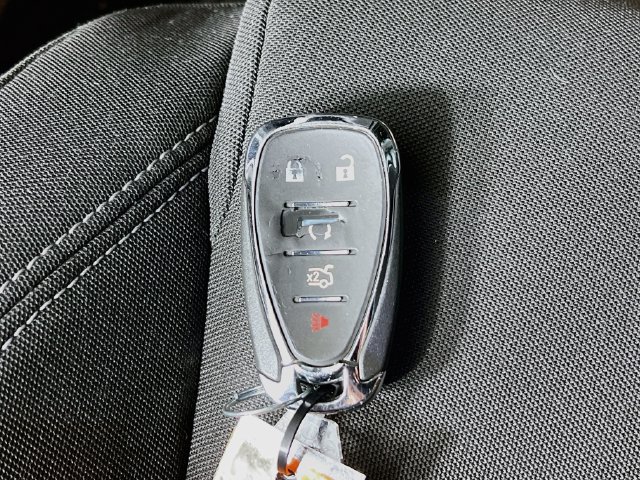 Used 2022 Chevrolet Camaro LT RWD image 9