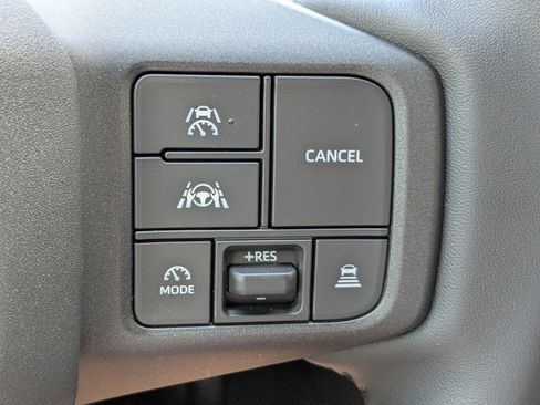 Used 2026 Toyota RAV4 SE AWD/4WD image 25