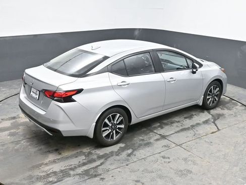 Used 2025 Nissan Versa SV w/ Trunk Package image 31