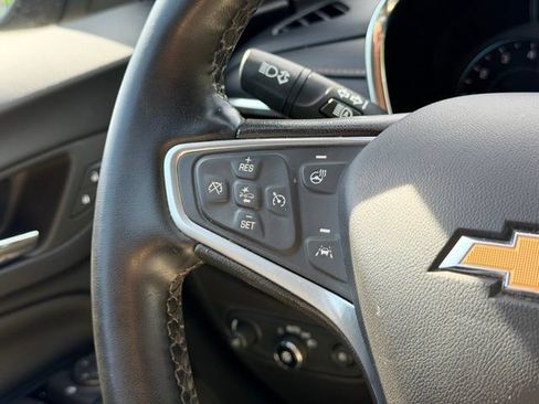 Used 2023 Chevrolet Equinox Premier AWD/4WD image 11