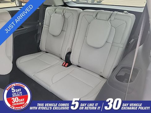 Used 2026 Lincoln Aviator Reserve w/ Luxury Package AWD/4WD image 11