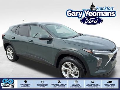 Used 2025 Chevrolet Trax LS w/ LS Convenience Package