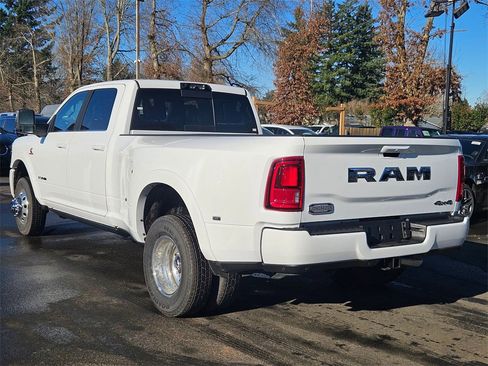 New 2026 RAM 3500 Longhorn image 5