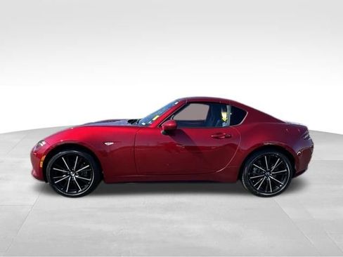 Used 2025 MAZDA MX-5 Miata RF Grand Touring image 2