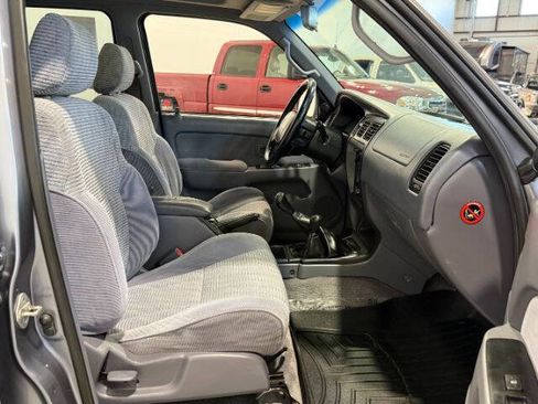 Used 1996 Toyota 4Runner SR5 AWD/4WD image 17