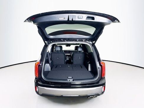 New 2025 Kia Telluride EX image 28