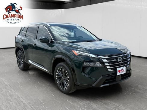 New 2026 Nissan Rogue Platinum AWD/4WD image 7