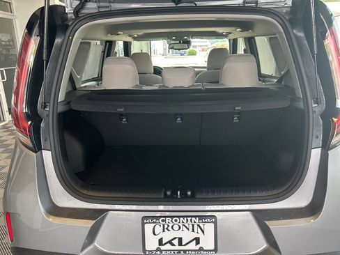 New 2025 Kia Soul EX image 11