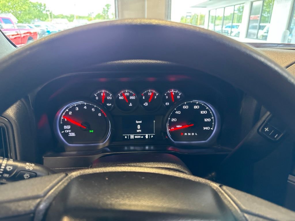 Used 2020 Chevrolet Silverado 1500 Custom w/ Custom Value Package AWD/4WD image 28