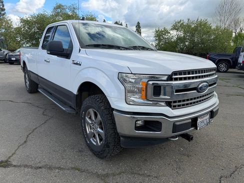 Used 2019 Ford F150 XLT w/ Equipment Group 302A Luxury image 7