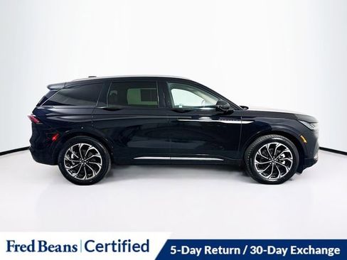 Used 2024 Lincoln Nautilus Reserve w/ Equipment Group 202A AWD/4WD image 9