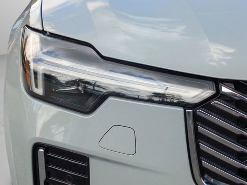 New 2026 Volvo XC90 B6 Plus w/ Protection Package Premier image 10