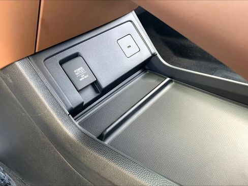 Used 2025 Acura RDX SH-AWD w/ Advance Package image 19